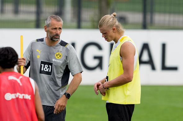 El técnico del Dortmund, Marco Rose, quiere fichar a un extremo para sacar lo mejor de Erling Haaland