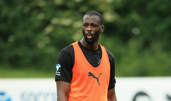 Yaya Touré está trabajando para conseguir sus insignias de entrenador.