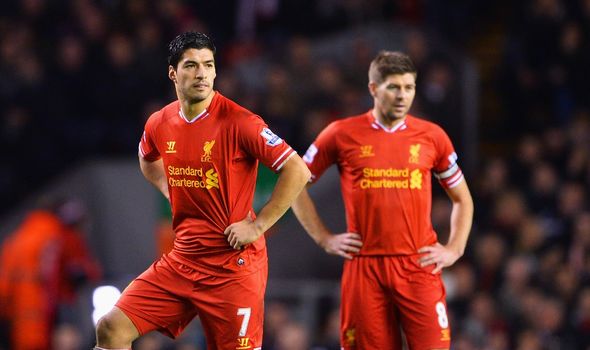 Steven Gerrard y Luis Suárez fueron compañeros de equipo en el Liverpool.