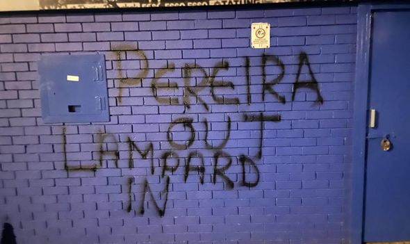 Grafitis del Everton